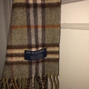 Burberry cashmere scarf-authentic.